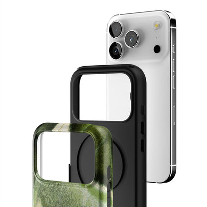 Green-Raya-iphone-case-iPhone 17 Pro-3