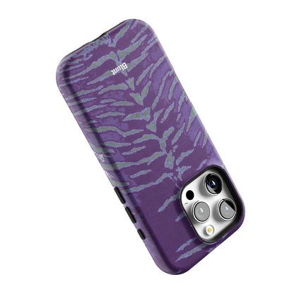 Amethyst Vein iPhone Case gallery - Iphone_16_Pro_5