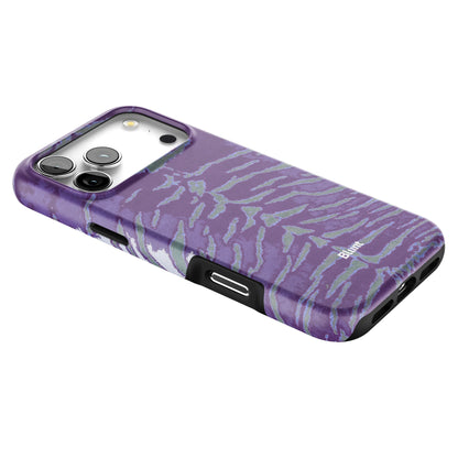 Amethyst Vein iPhone Case gallery - Iphone_17_Pro_Max_2