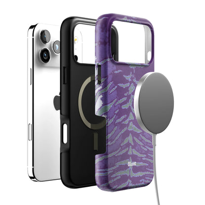 Amethyst Vein iPhone Case gallery - Iphone_17_Pro_Max_4