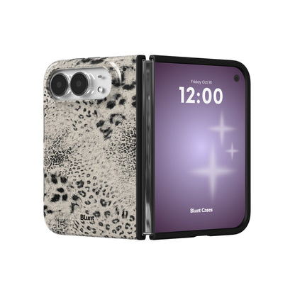 arctic-ferine-iphone-case iPhone 18 Duo case, view 3
