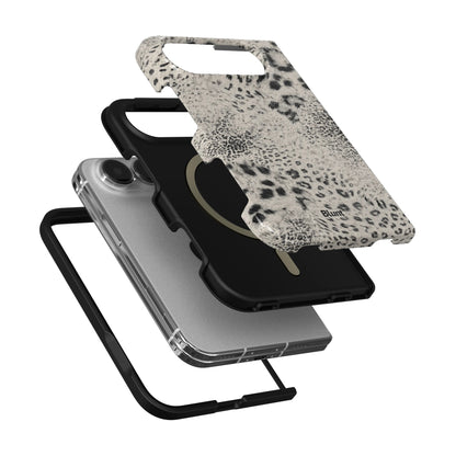arctic-ferine-iphone-case iPhone 18 Duo case, view 6