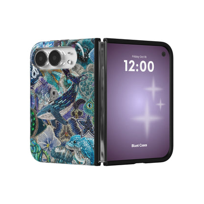 blue-crush-iphone-case iPhone 18 Duo case, view 3