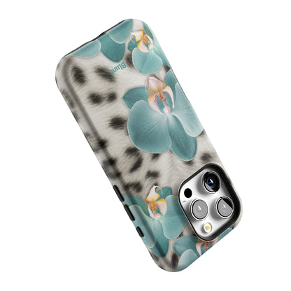 Blur iPhone Case gallery - Iphone_16_Pro_5