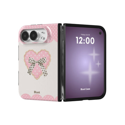 cassie-iphone-case iPhone 18 Duo case, view 3