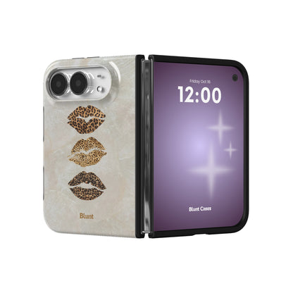 cat-call-iphone-case iPhone 18 Duo case, view 3