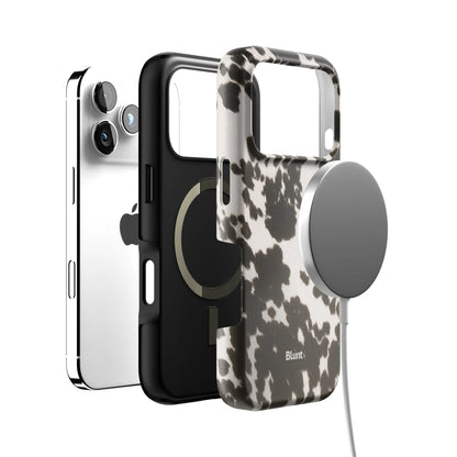 Cattle Country iPhone Case gallery - Iphone_17_Pro_4