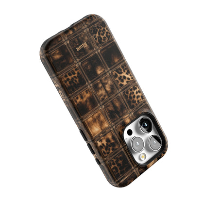 Checkered Print iPhone Case gallery - Iphone_15_Pro_5