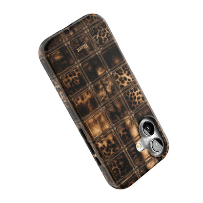 Checkered Print iPhone Case gallery - Iphone_17_Iphone_5