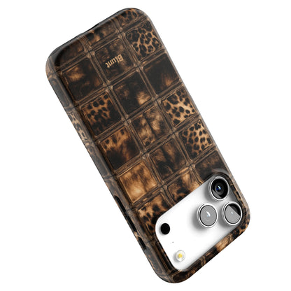 Checkered Print iPhone Case gallery - Iphone_17_Pro_Max_5