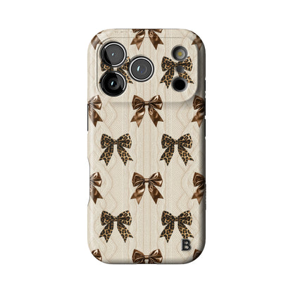 cheetah-knit-statement-iphone-case-Iphone_18_Pro_1.jpg