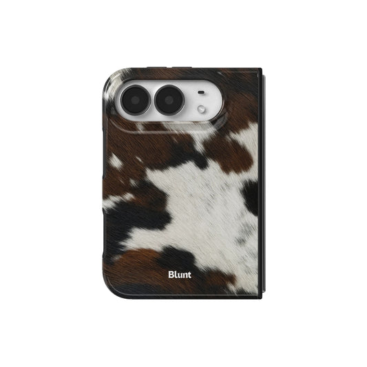 chestnut-cowhide-iphone-case iPhone 18 Duo case, view 2