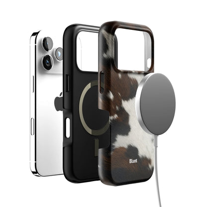 Chestnut Cowhide iPhone Case gallery - Iphone_17_Pro_4
