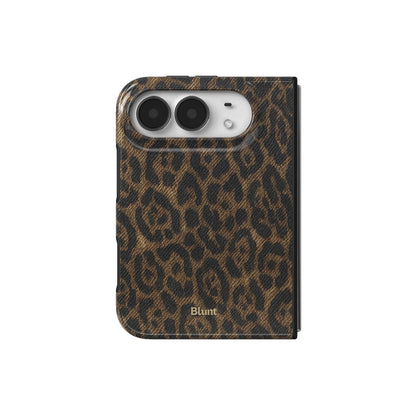 classic-cheetah-iphone-case iPhone 18 Duo case, view 2