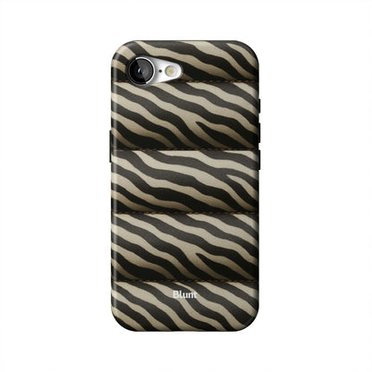 Zebra-Puffer-iphone-case-iPhone 17 E-1