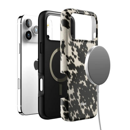 Cowhide iPhone Case gallery - Iphone_17_Pro_Max_4