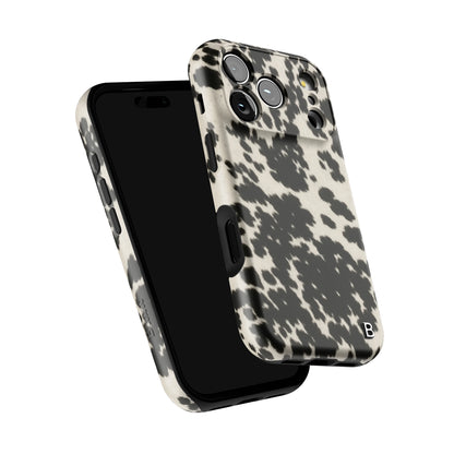 cowhide-statement-iphone-case-Iphone_18_Pro_6.jpg