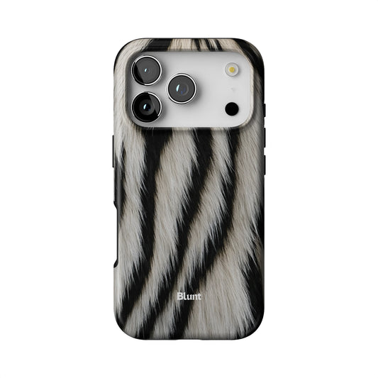 Cruella iPhone Case gallery - Iphone_17_Pro_1
