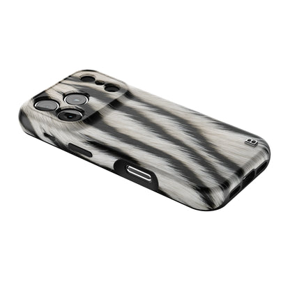 cruella-statement-iphone-case-Iphone_18_Pro_2.jpg