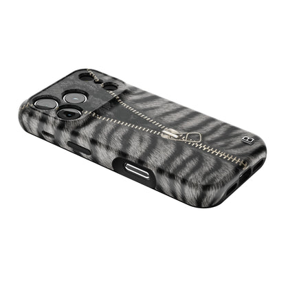 cruelly-statement-iphone-case-Iphone_18_Pro_2.jpg
