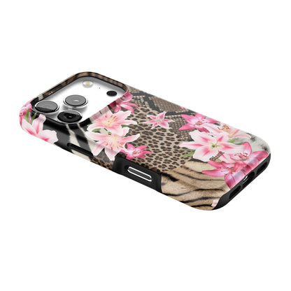 Divina iPhone Case gallery - Iphone_17_Pro_2