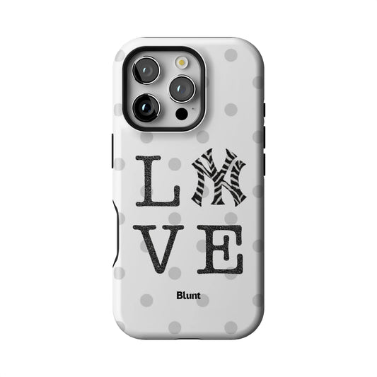 Dotted Newy iPhone Case gallery - Iphone_16_Pro_1