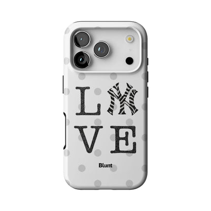 Dotted Newy iPhone Case gallery - Iphone_17_Pro_1