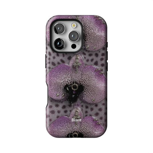 Duskaia iPhone Case gallery - Iphone_16_Pro_1
