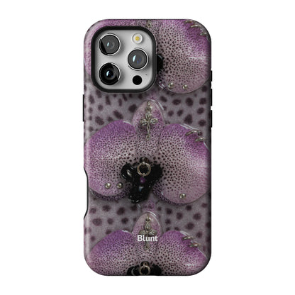 Duskaia iPhone Case gallery - Iphone_16_Pro_Max_1