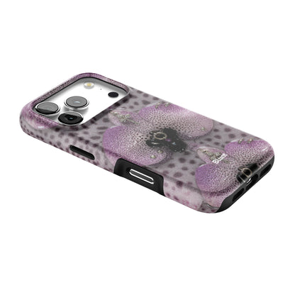 Duskaia iPhone Case gallery - Iphone_17_Pro_2