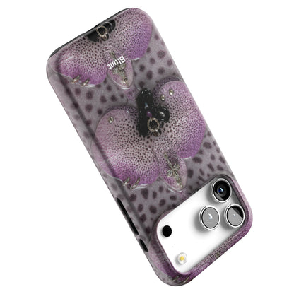 Duskaia iPhone Case gallery - Iphone_17_Pro_Max_5