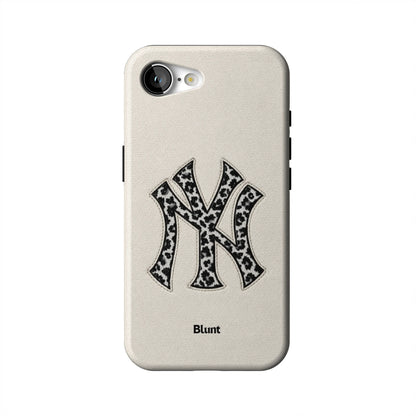 Lower-East-iphone-case-iPhone 17 E-1