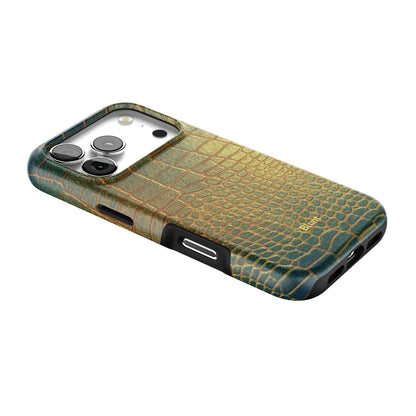 Emerald Fang iPhone Case gallery - Iphone_17_Pro_2