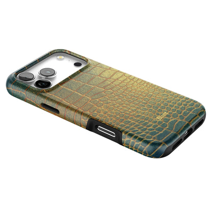 Emerald Fang iPhone Case gallery - Iphone_17_Pro_Max_2