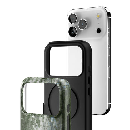 Emerel iPhone Case gallery - Iphone_17_Pro_3