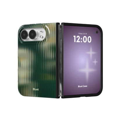 forest-blur-iphone-case iPhone 18 Duo case, view 3