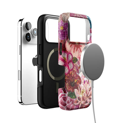 Garden Luxe iPhone Case gallery - Iphone_17_Pro_4