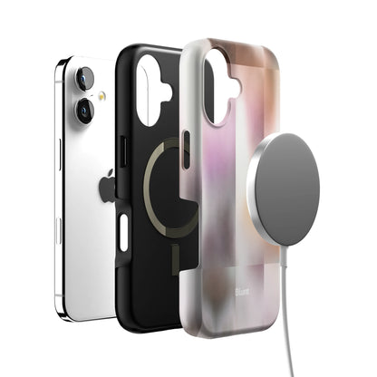Glass Fade iPhone Case gallery - Iphone_17_Iphone_4