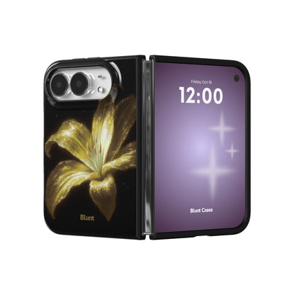 golden-lilly-iphone-case iPhone 18 Duo case, view 3