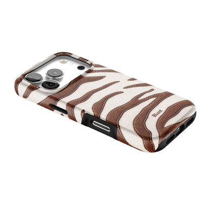 Hazel Zarco iPhone Case gallery - Iphone_17_Pro_2