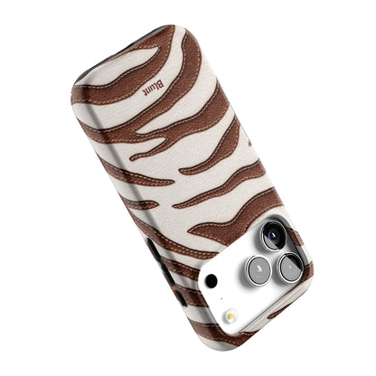 Hazel Zarco iPhone Case gallery - Iphone_17_Pro_5