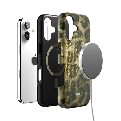 Hunter Cheetah iPhone Case gallery - Iphone_17_Iphone_4