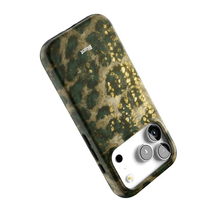 Hunter Cheetah iPhone Case gallery - Iphone_17_Pro_5