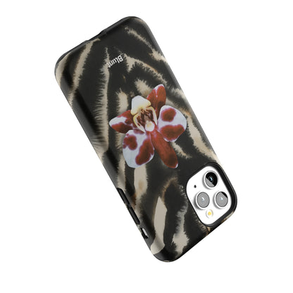 Huntress iPhone Case gallery - Iphone_11_Pro_5