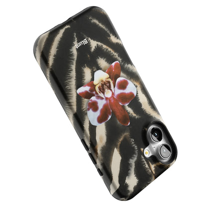 Huntress iPhone Case gallery - Iphone_16_Mini_Air_Plus_5
