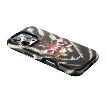 Huntress iPhone Case gallery - Iphone_16_Pro_2