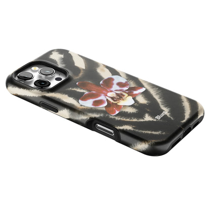 Huntress iPhone Case gallery - Iphone_16_Pro_Max_2