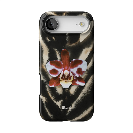 Huntress iPhone Case gallery - Iphone_17_Air_1