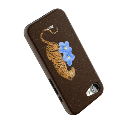 Brown-Cleo-iphone-case-iPhone 17 E-4
