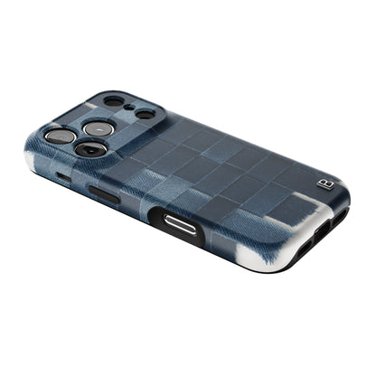 indigo-weave-statement-iphone-case-Iphone_18_Pro_2.jpg